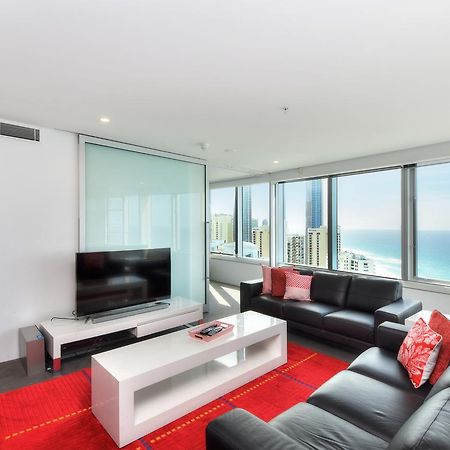 Private Apartment With Ocean Views At Q1 Resort Gold Coast Exterior photo