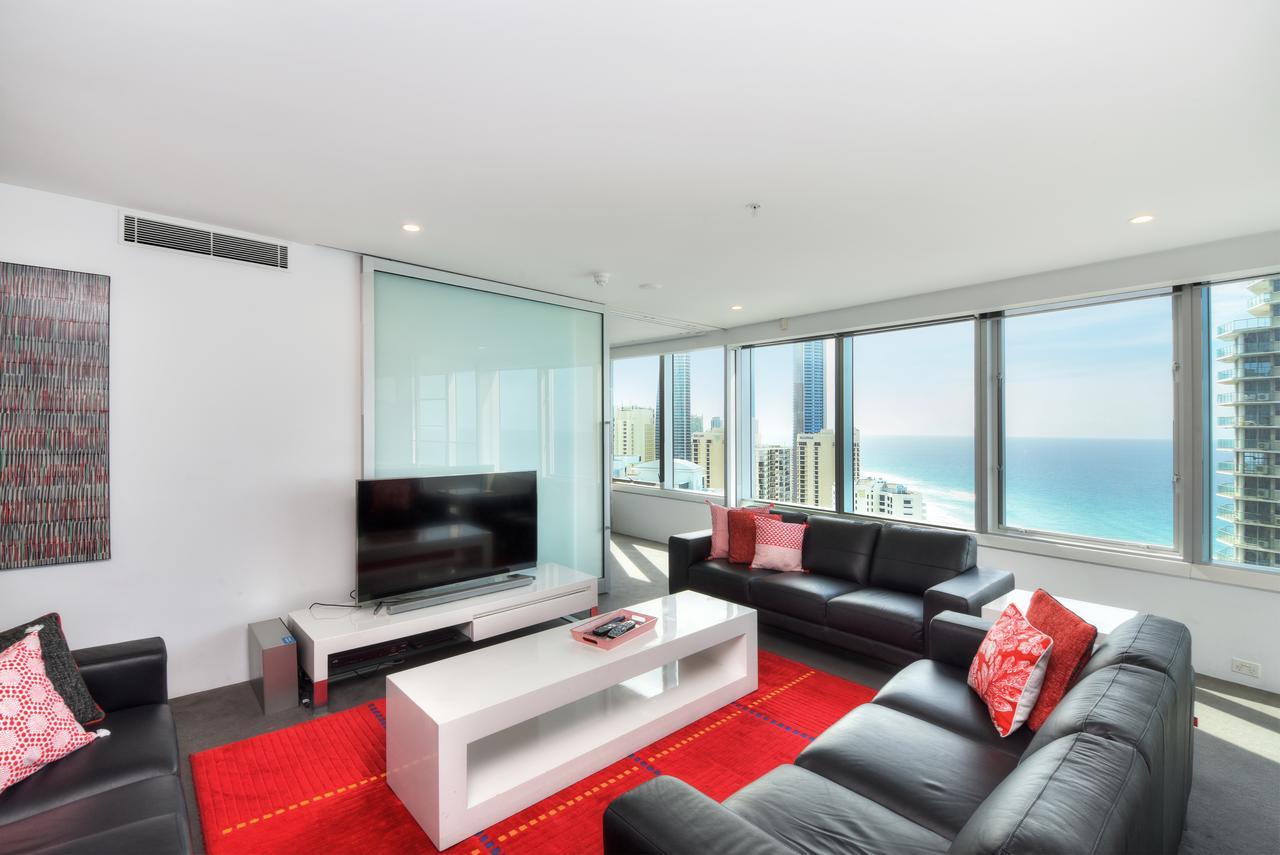 Private Apartment With Ocean Views At Q1 Resort Gold Coast Exterior photo